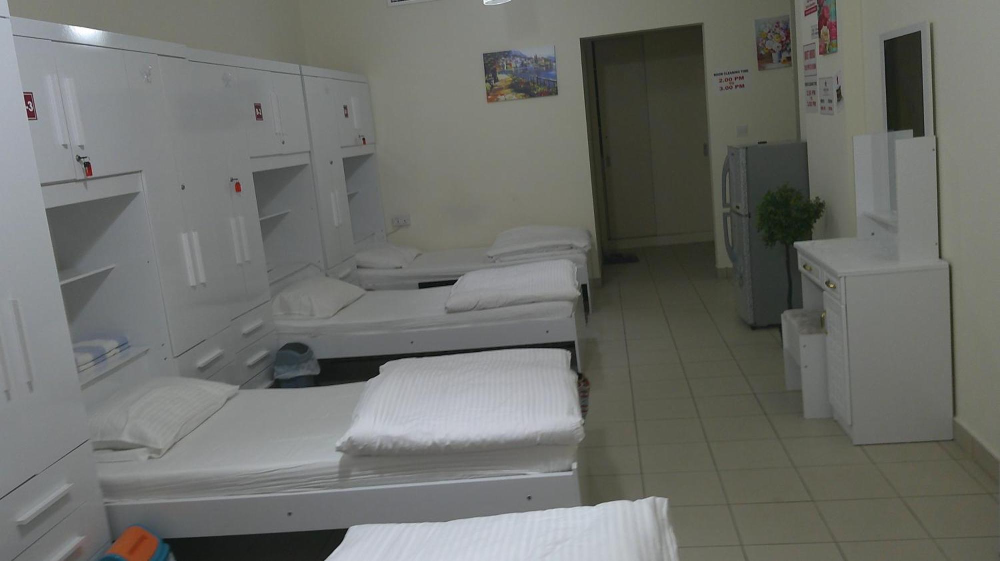 Herberg Female Bed Space At Ruby Star - 4 Single Beds *